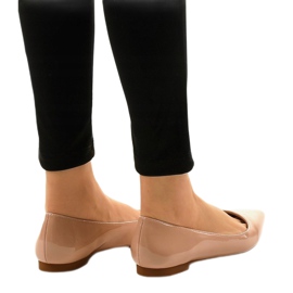 Ballerines beiges vernies à la pointe MM5018 3