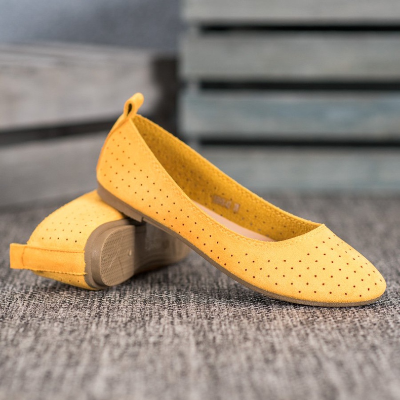 SHELOVET Ballerines ajourées jaune 1