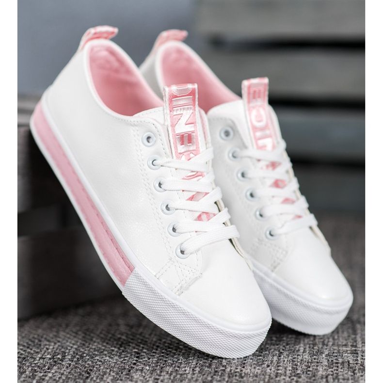 Bestelle Belles baskets de sport blanche 2