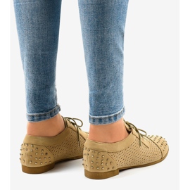 Chaussures ajourées beiges à clous MJ1125 4