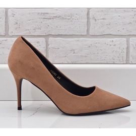 Escarpins beiges classiques X8053 en daim 3