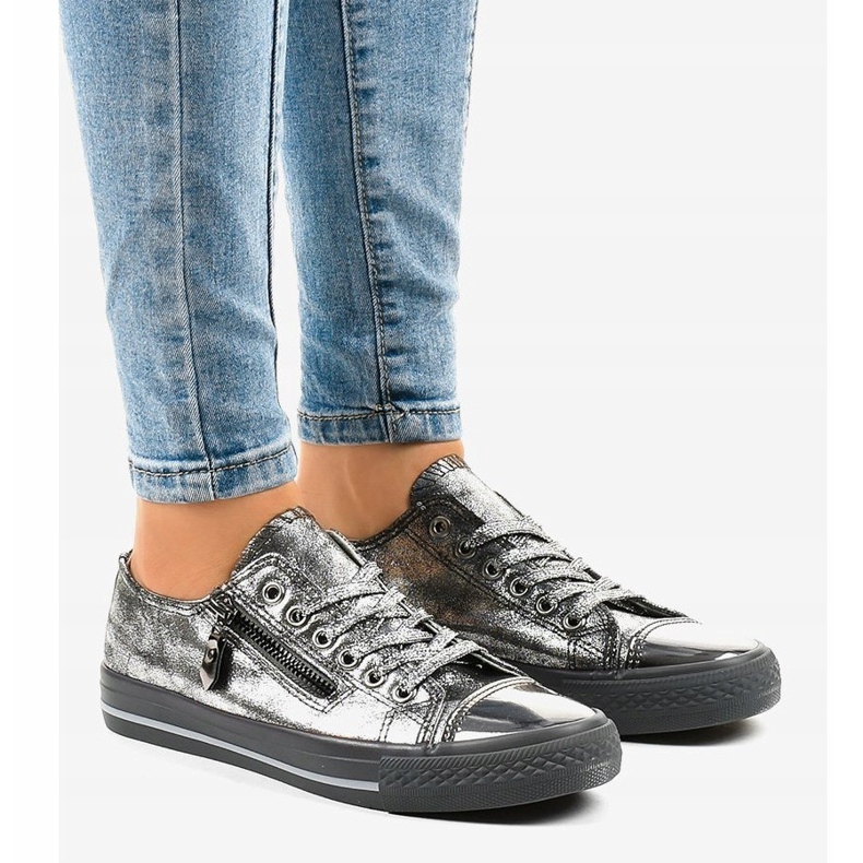 Baskets grises brillantes TL-64 1