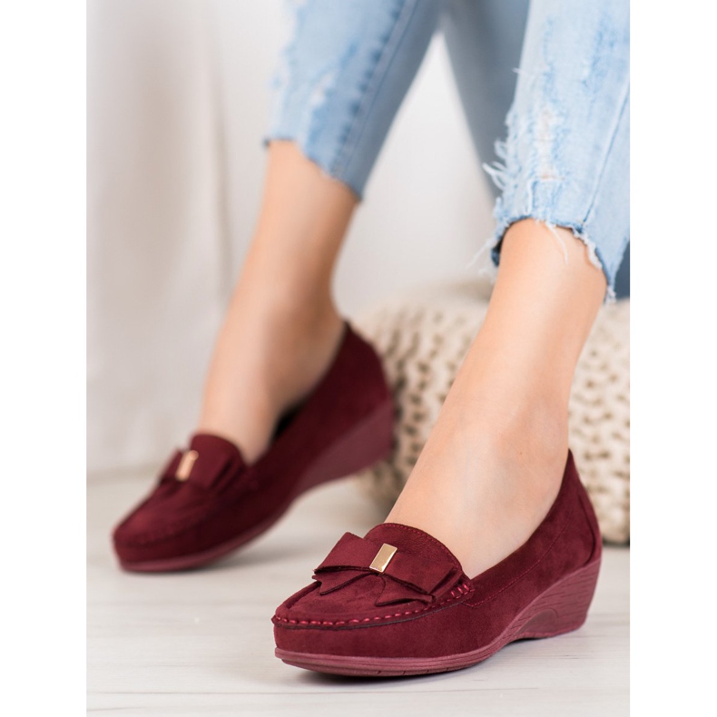 SHELOVET Ballerines bordeaux sur un coin rouge 1
