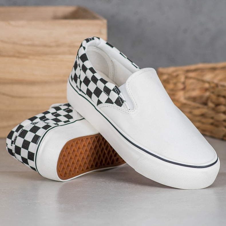 SHELOVET Slipons blancs sur la plate-forme 2