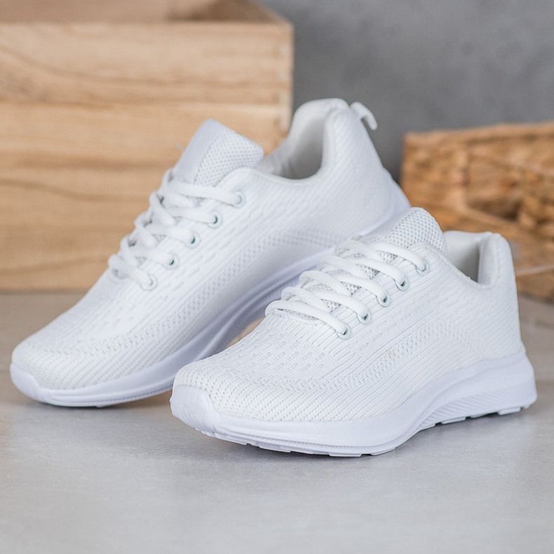 Bona Chaussures de sport blanches confortables 1 Bona Chaussures de sport blanches confortables 1