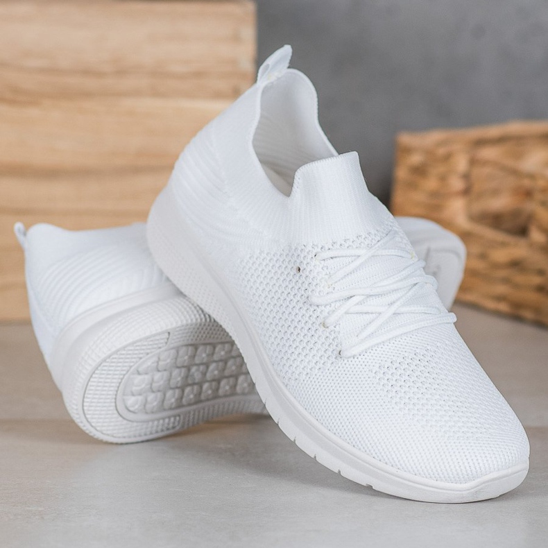 SHELOVET Chaussures de sport basses sur la plate-forme blanche 1