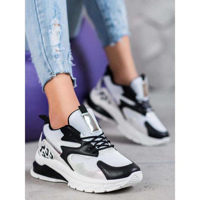 Ideal Shoes Baskets avec empiècements noirs blanc 1