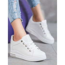 SHELOVET Chaussures ajourées avec un coin caché blanche 2