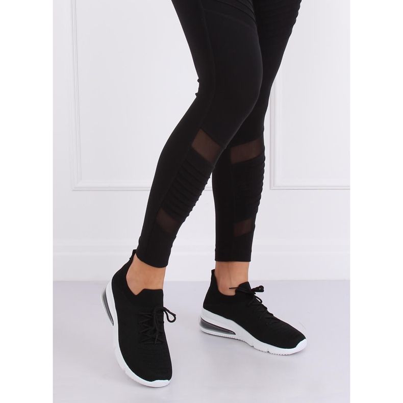 Chaussures de sport noires R13YD113-29 Noir le noir 1