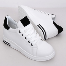Baskets femme blanches L8035 Blanc 1