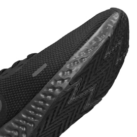 Chaussure Nike Revolution 5 FlyEase M BQ3211-001 noir 1