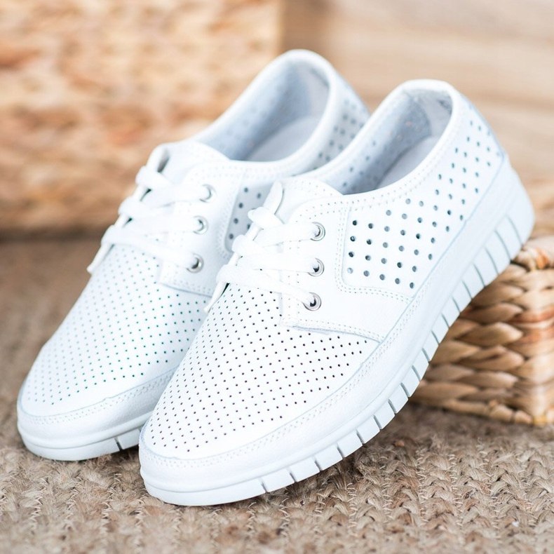 Kylie Richelieus En Cuir Sur La Plateforme blanche 1