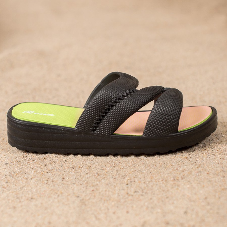 Bona Chaussons noirs confortables le noir 2