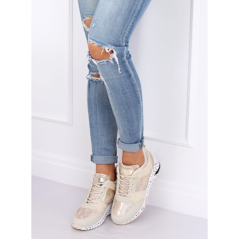 Chaussures de sport compensées beiges et dorées Beis 1