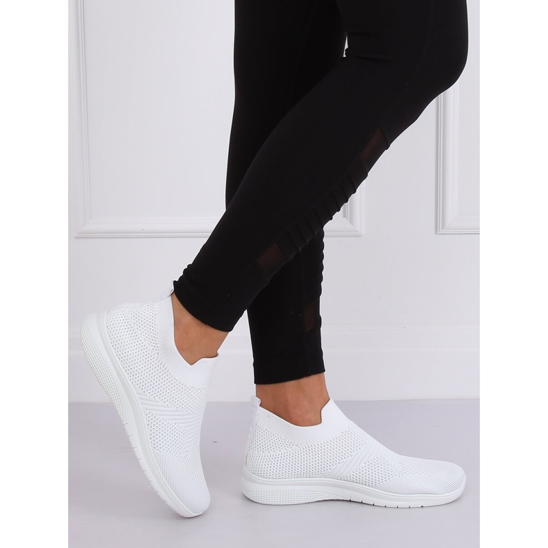 Blanc NB330P Chaussures de sport blanches 1 Blanc NB330P Chaussures de sport blanches 1