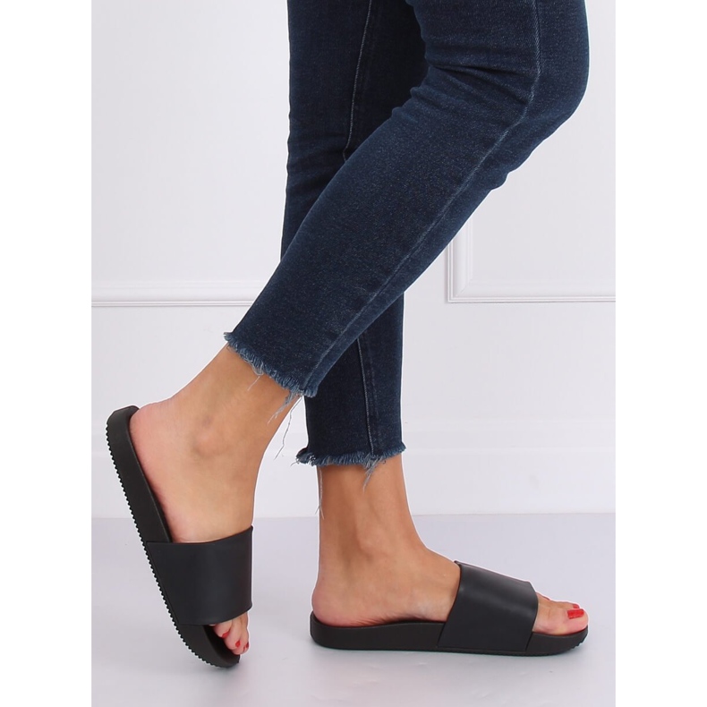 Chaussons noirs pour femmes CK78P Noir 1