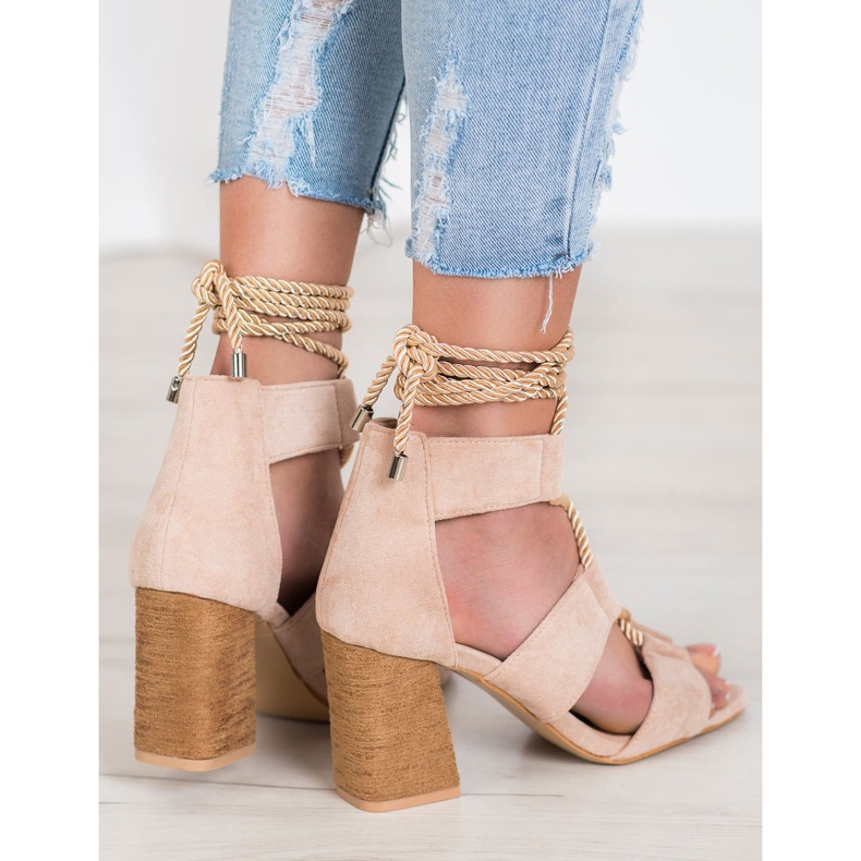 Seastar Sandales attachées sur un bar brun 1