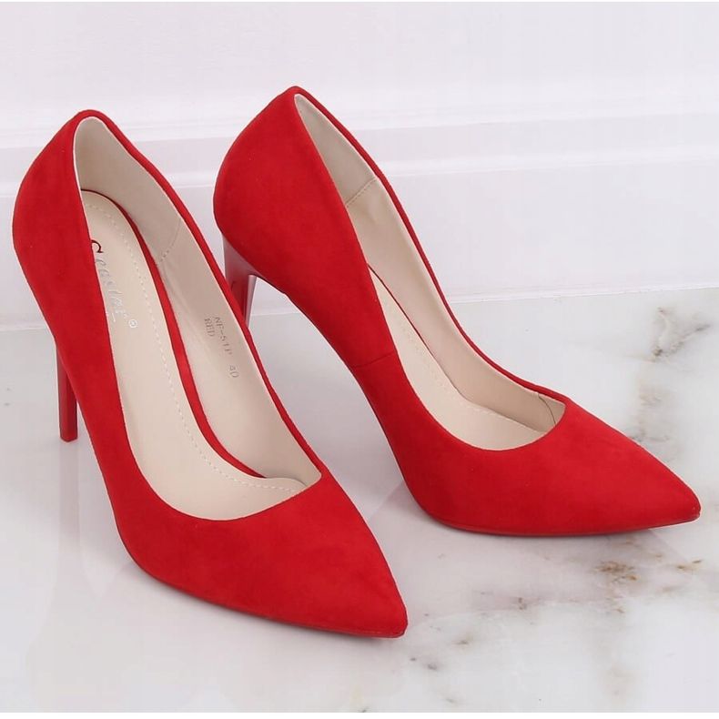 Pompes sur une broche rouge NF-51P Rouge 1