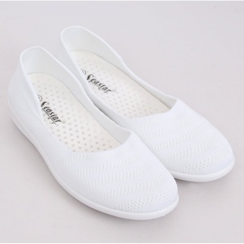 IC03 Ballerines en maille blanche 3