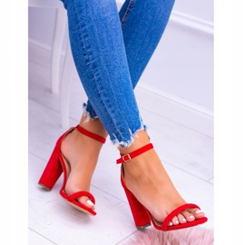 Sandales rouges en daim Lu Boo sur une barre Ripley 2