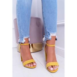 ADY Sandales À Talons Femme Daim Jaune Anastasie 1