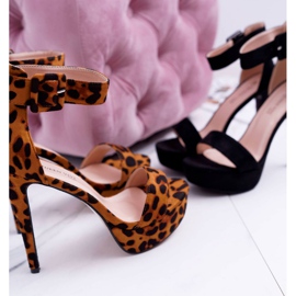 NFR Sandales pour femmes sur un talon haut Plateforme Noir Welbos 2