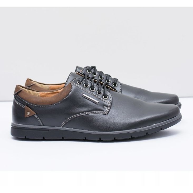 Chaussures homme Efrato noires le noir 2