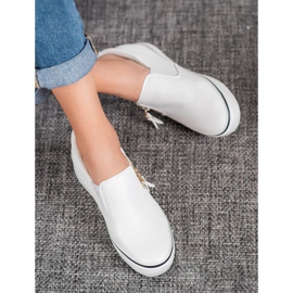 SHELOVET Slipons Blancs Avec Une Fermeture Éclair blanche 1 SHELOVET Slipons Blancs Avec Une Fermeture Éclair blanche 1