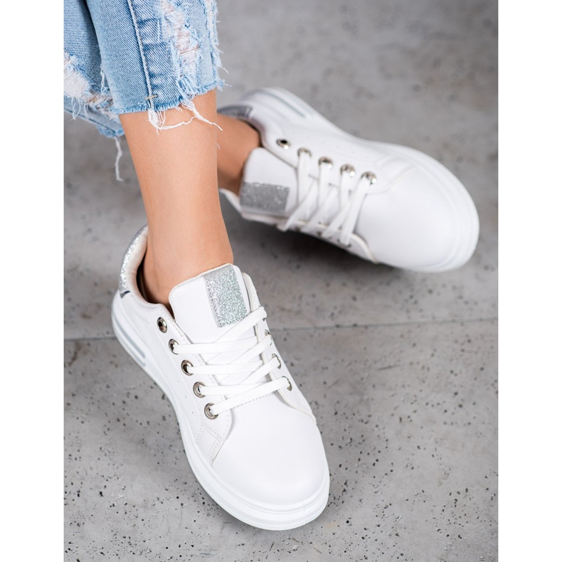 Diamantique Chaussures de sport sur la plate-forme blanc 2