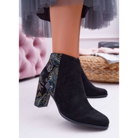Sergio Leone Bottes Noires Sur Le Post Folk Eros Flowers 1