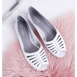 Ballerines pour femmes Maciejka en cuir à bout ouvert 03497-59 blanche 1