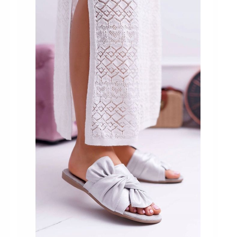 EVE Pantoufles pour femmes avec un nœud de siège gris 1