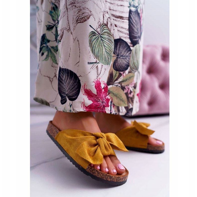 BUGO Chaussons Femme Avec Nœud Jaune Randy 1