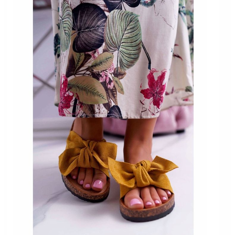 BUGO Chaussons Femme Avec Nœud Jaune Randy 2