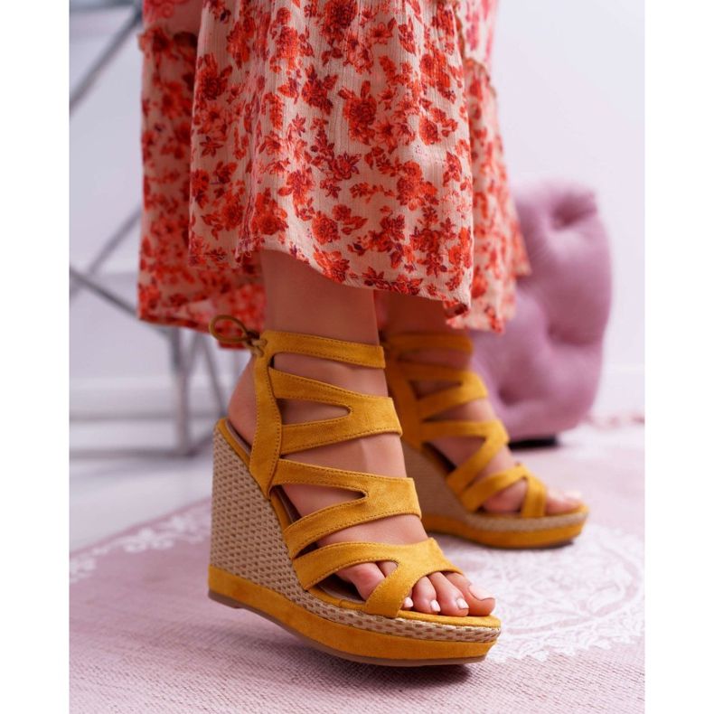 FE1 Sandales Femme Sur Un Compensé, String Jaune, Liluena 1