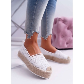 BUGO Espadrilles En Dentelle Pour Femmes Blanches Lovely Haven 1