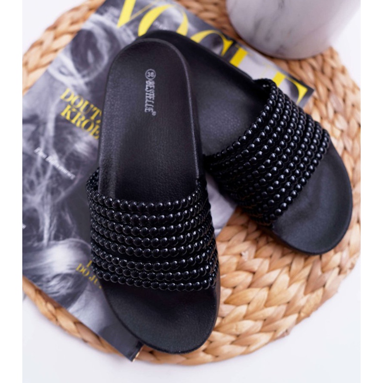 Chaussons pour femmes avec perles noires Elavi le noir 1