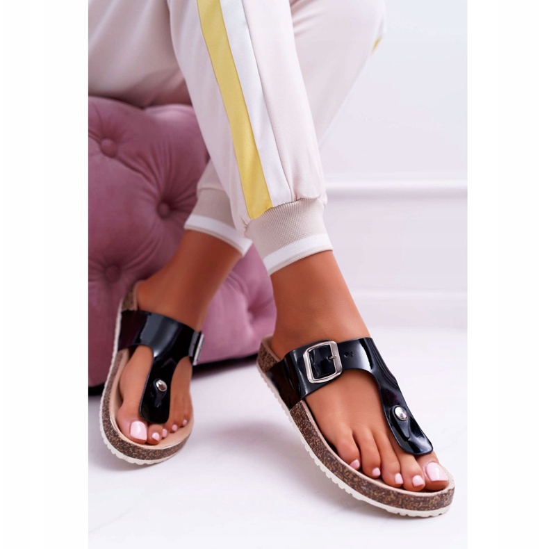 SEA Pantoufles Femme Tongs Sur Palette Noir Laqué Noir le noir 1 SEA Pantoufles Femme Tongs Sur Palette Noir Laqué Noir le noir 1