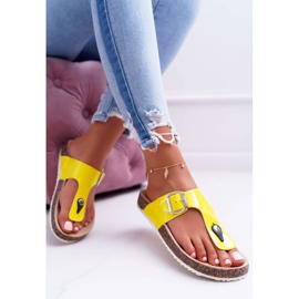 SEA Chaussons Femme Tongs Sur Bouchons, Palette Jaune Laqué 1