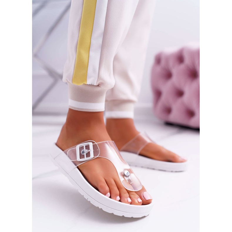 SEA Chaussons Femme Tongs Rayure Transparente Blanc Framona blanche 1 SEA Chaussons Femme Tongs Rayure Transparente Blanc Framona blanche 1