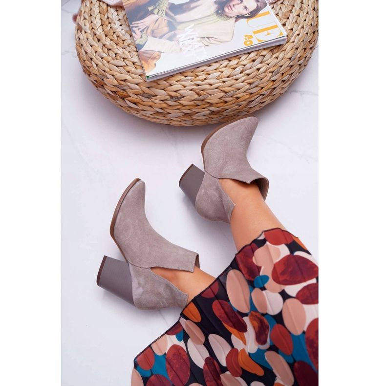 Bottes À Talons Hauts Pour Femmes Printemps Cuir Daim Cappuccino Nicole 2430 beige 2