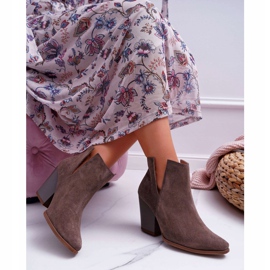 Femmes Bottes À Talons Hauts Printemps Cuir Daim Foncé Cappuccino Nicole 2430 brun 1