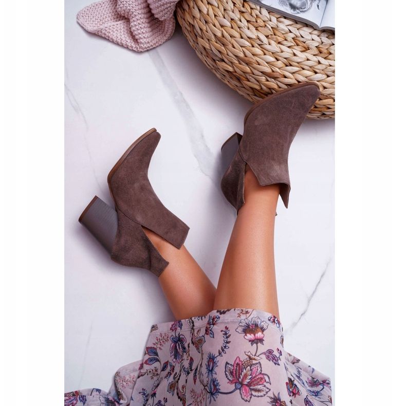 Femmes Bottes À Talons Hauts Printemps Cuir Daim Foncé Cappuccino Nicole 2430 brun 2