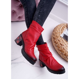 Bottes Maciejka en cuir pour femmes Rouge 04216-08 / 00-3 2 Bottes Maciejka en cuir pour femmes Rouge 04216-08 / 00-3 2