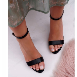 PS1 Sandales Classiques Pour Femmes Sur Talon Noir Fidji le noir 4