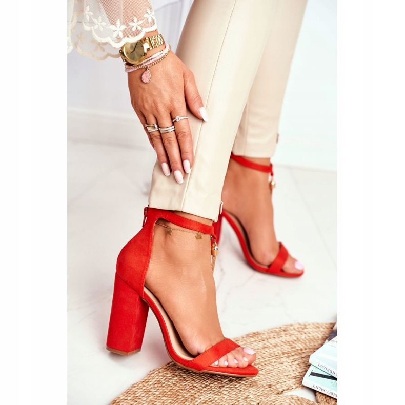 FW1 Sandales en daim orange sur une barre avec Annick Fringe 2