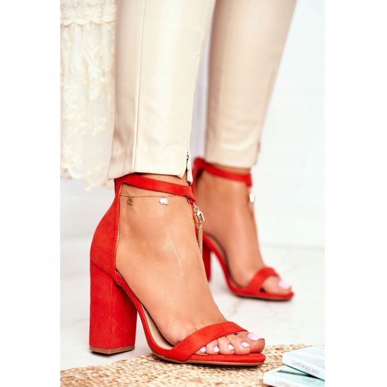 FW1 Sandales en daim orange sur une barre avec Annick Fringe 1