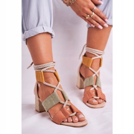 Bellucci Sandales pour femmes sur un talon en daim coloré Beckie brun multicolore 1