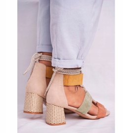 Bellucci Sandales pour femmes sur un talon en daim coloré Beckie brun multicolore 3