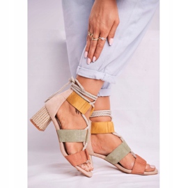 Bellucci Sandales pour femmes sur un talon en daim coloré Beckie brun multicolore 2
